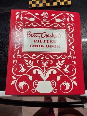 Betty Crocker Picture Cook Book